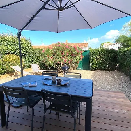 La Petite Maison De La Cote, Vue 180 Degres بيت للعطل مدينة لا فلوت
